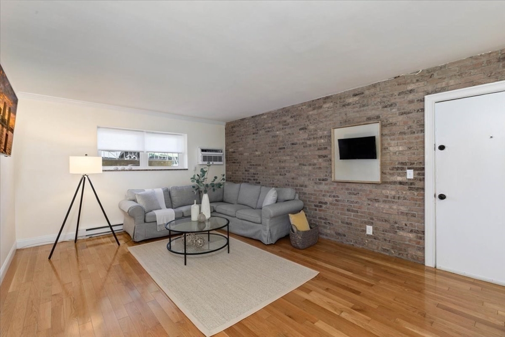75 Waldemar Avenue # 101