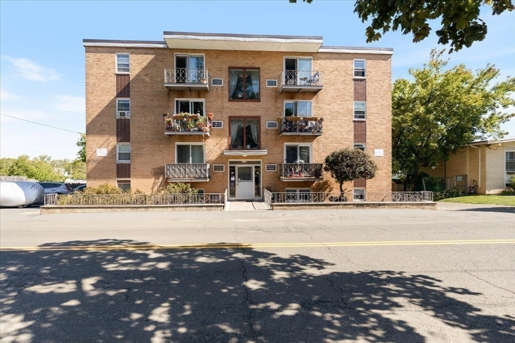 75 Waldemar Avenue # 101