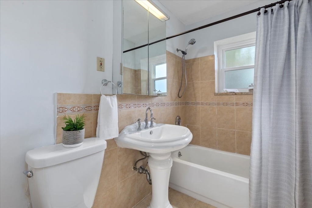 75 Waldemar Avenue # 101