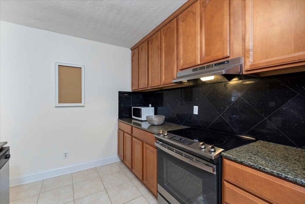 75 Waldemar Avenue # 101