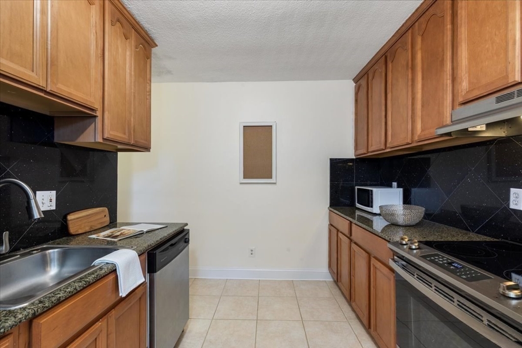 75 Waldemar Avenue # 101
