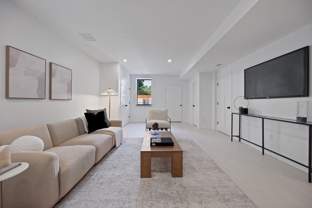 147A Lexington Street # 1