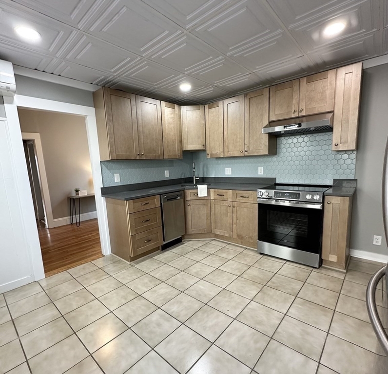 7A Fairlee St. # 1