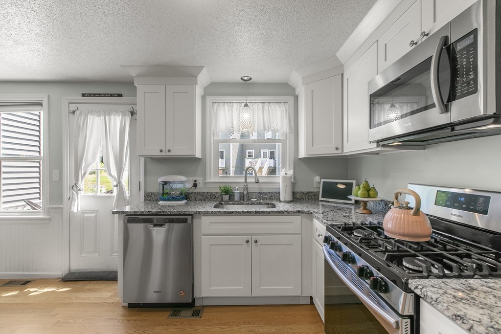 64 Merrimack Meadows Ln # 64