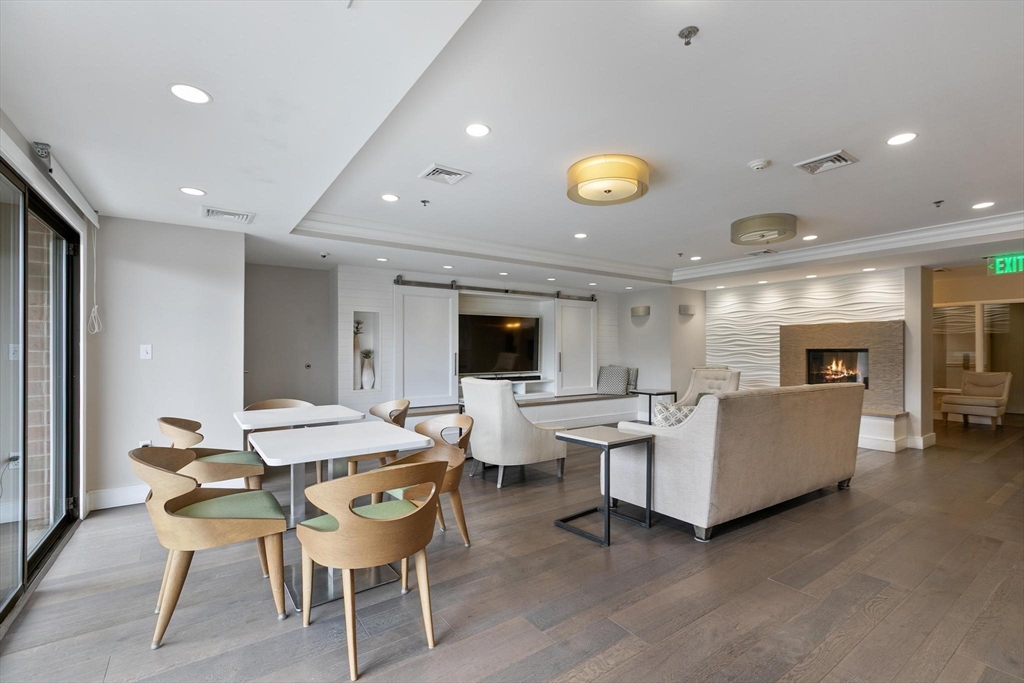 3920 Mystic Valley Pkwy # 620, Medford Unit: 620