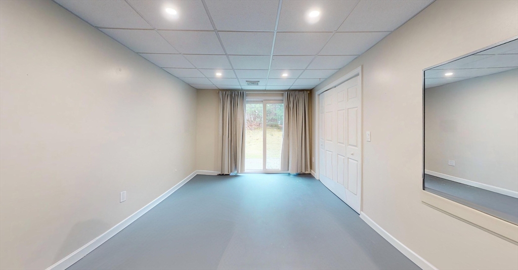 8 Knollwood Court # 8