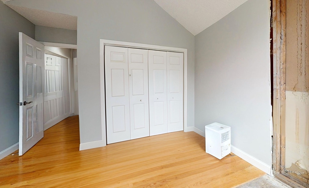 8 Knollwood Court # 8