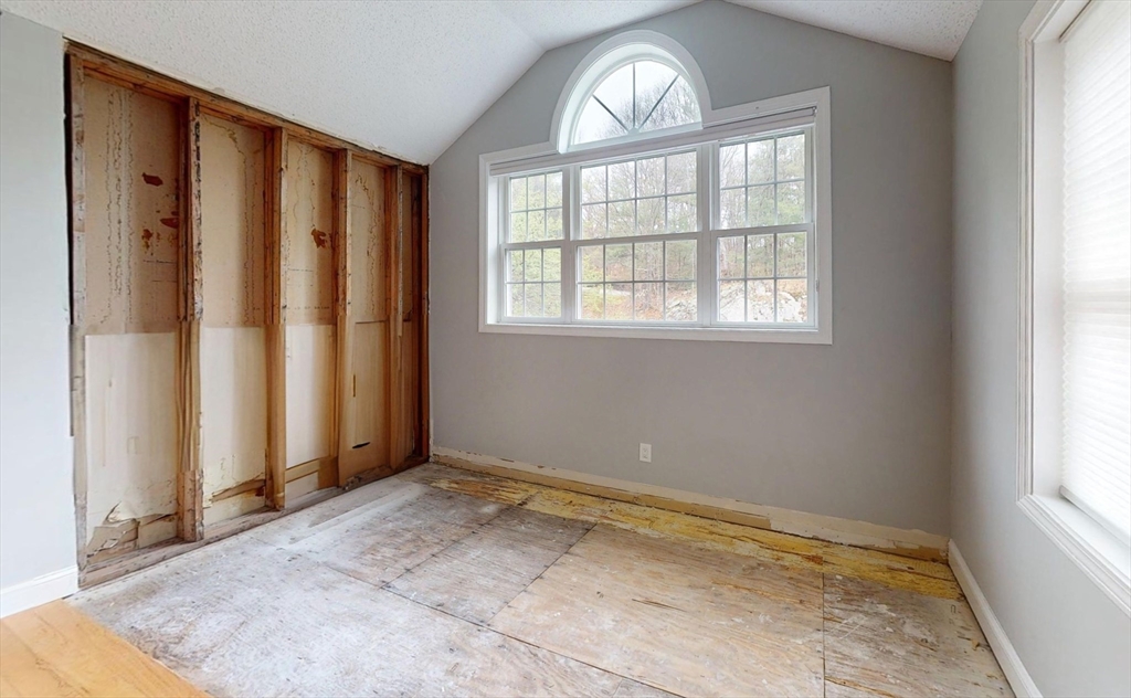 8 Knollwood Court # 8