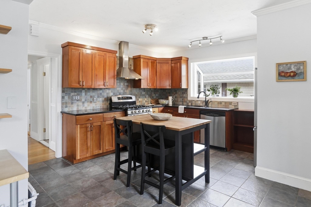 72-74 Parmenter Road # 2