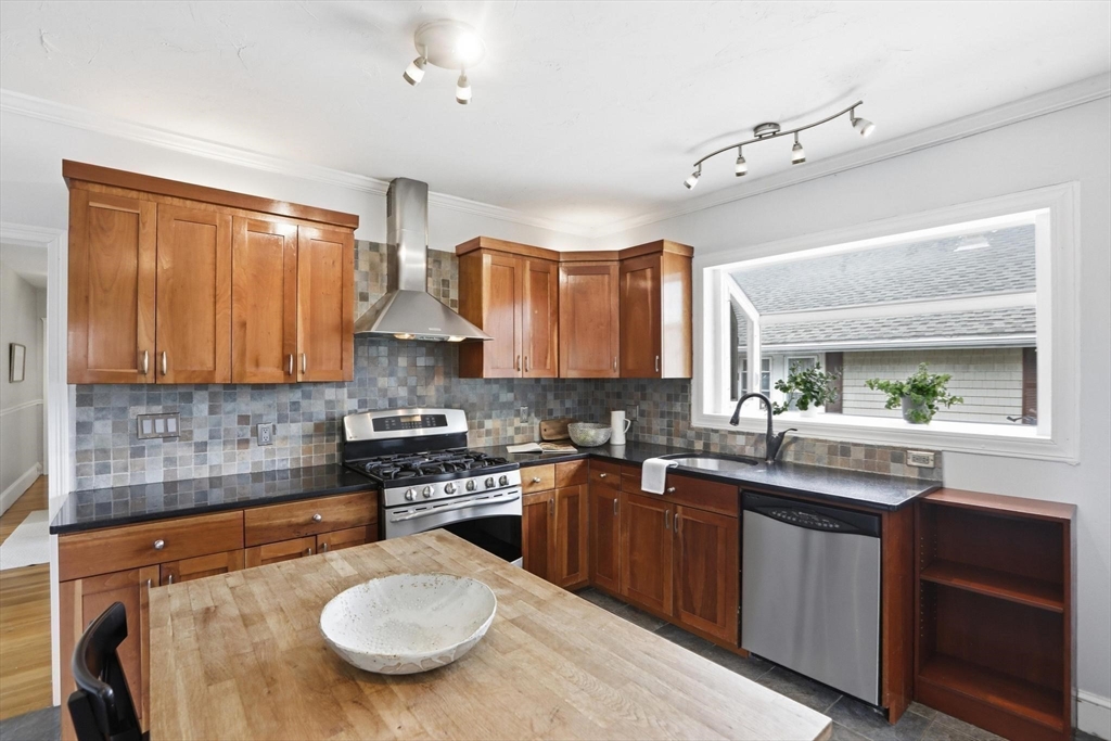 72-74 Parmenter Road # 2