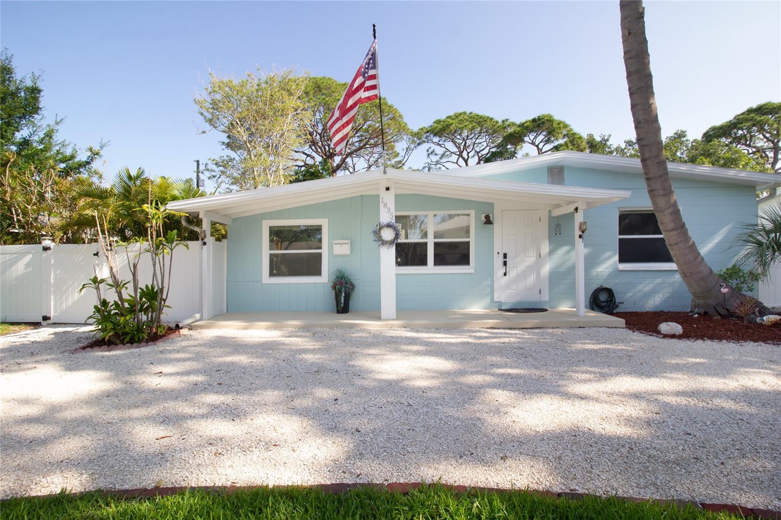 1835 MICHIGAN AVE NE