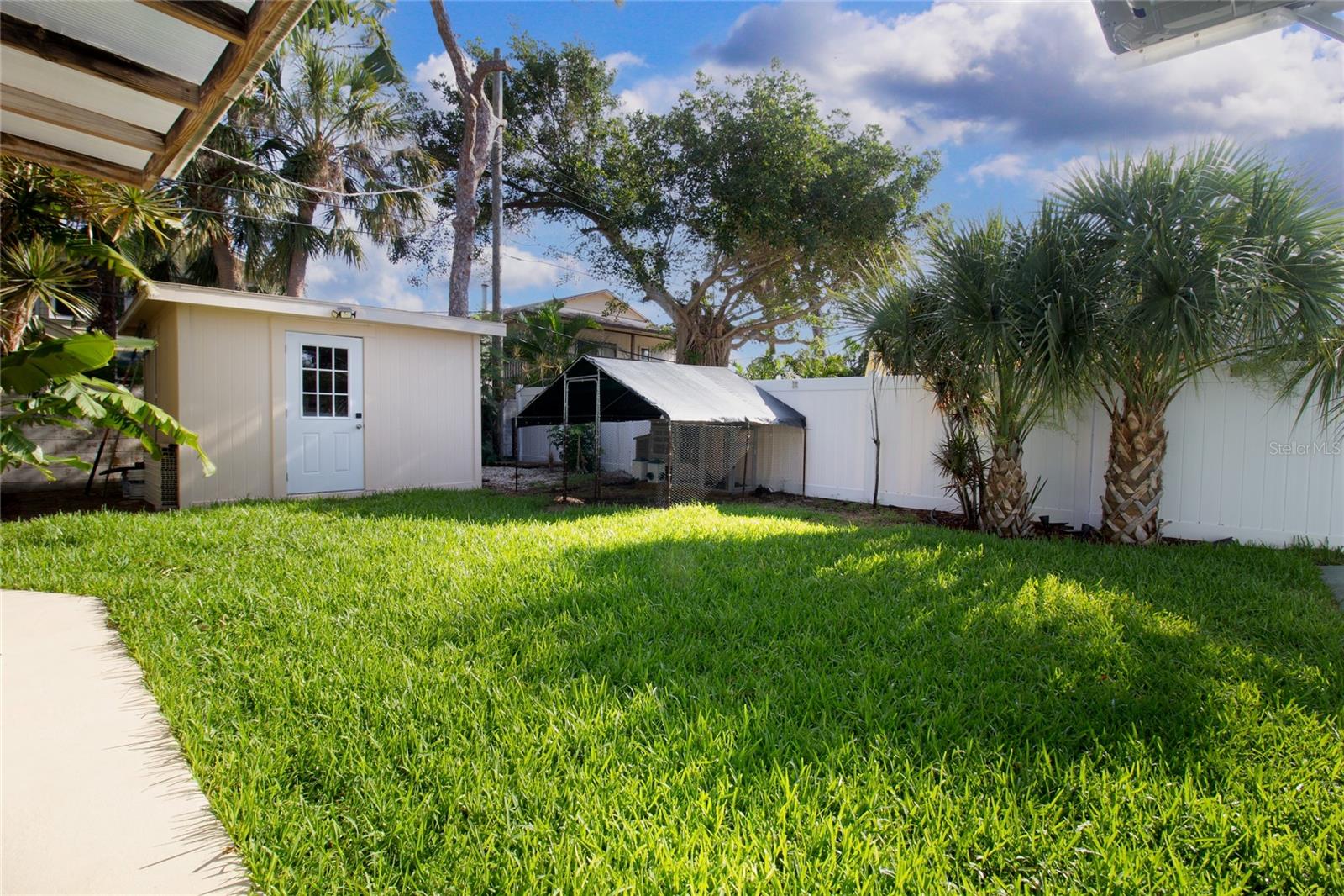 1835 MICHIGAN AVE NE