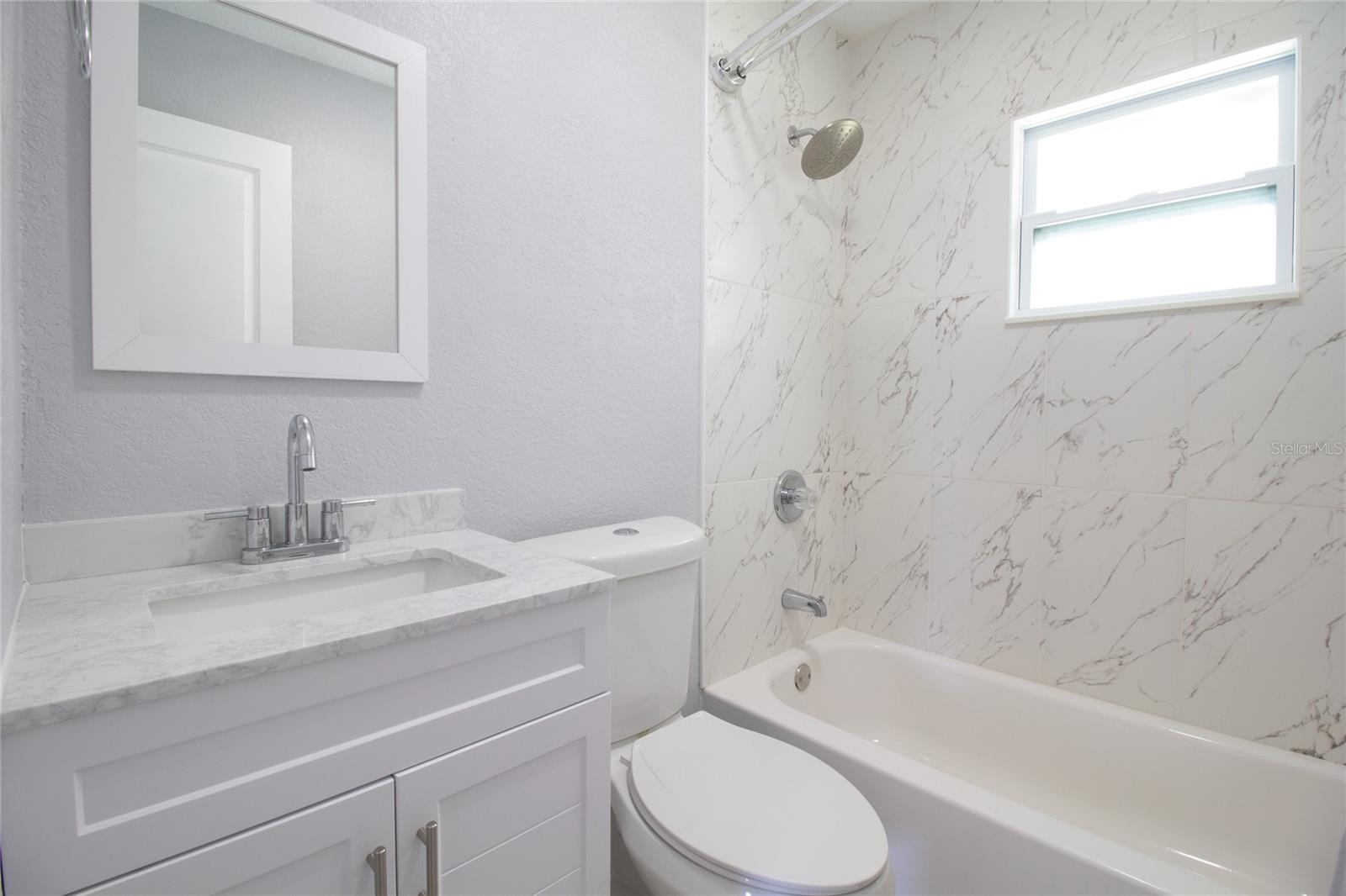 1835 MICHIGAN AVE NE