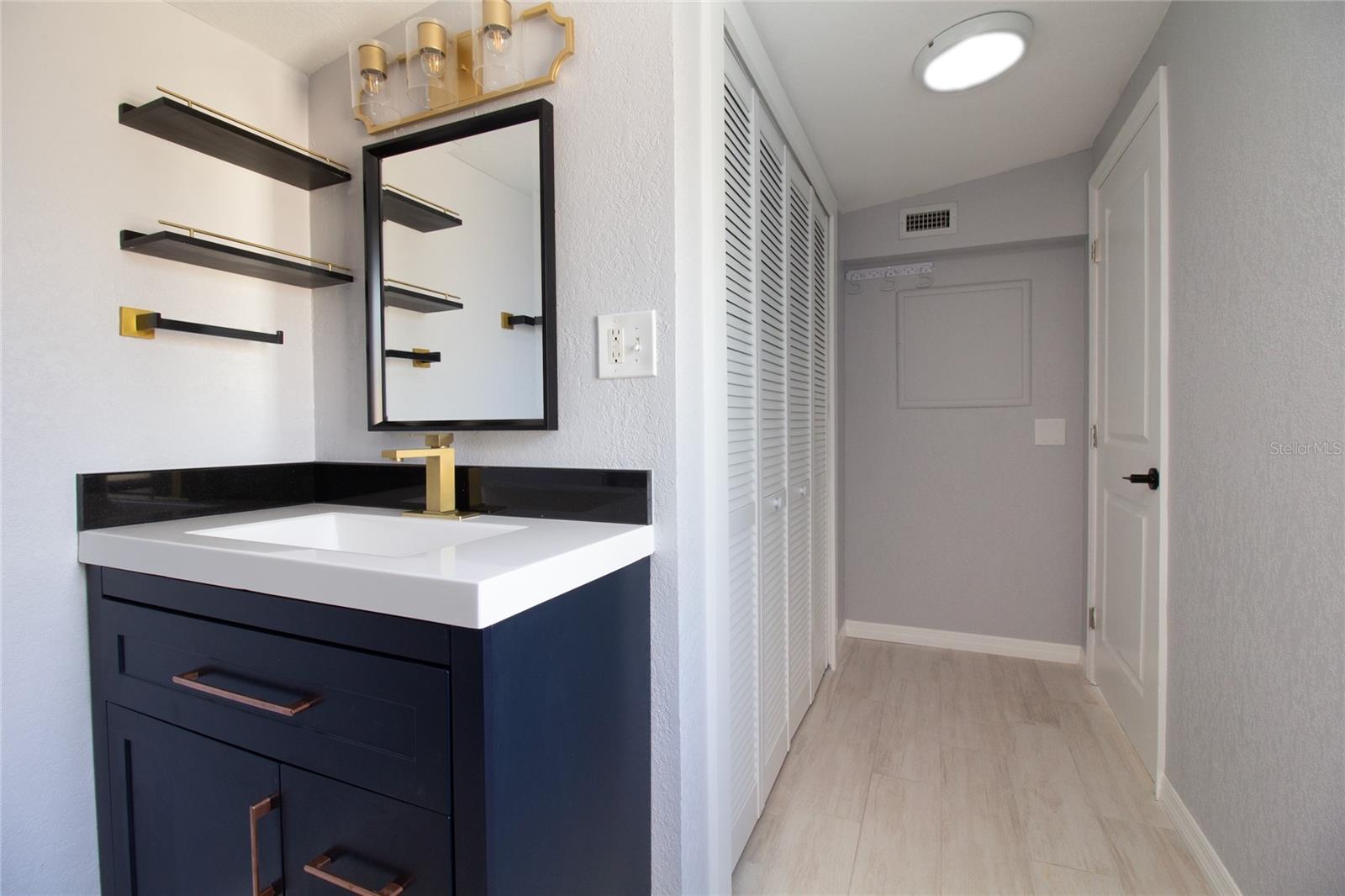 1835 MICHIGAN AVE NE