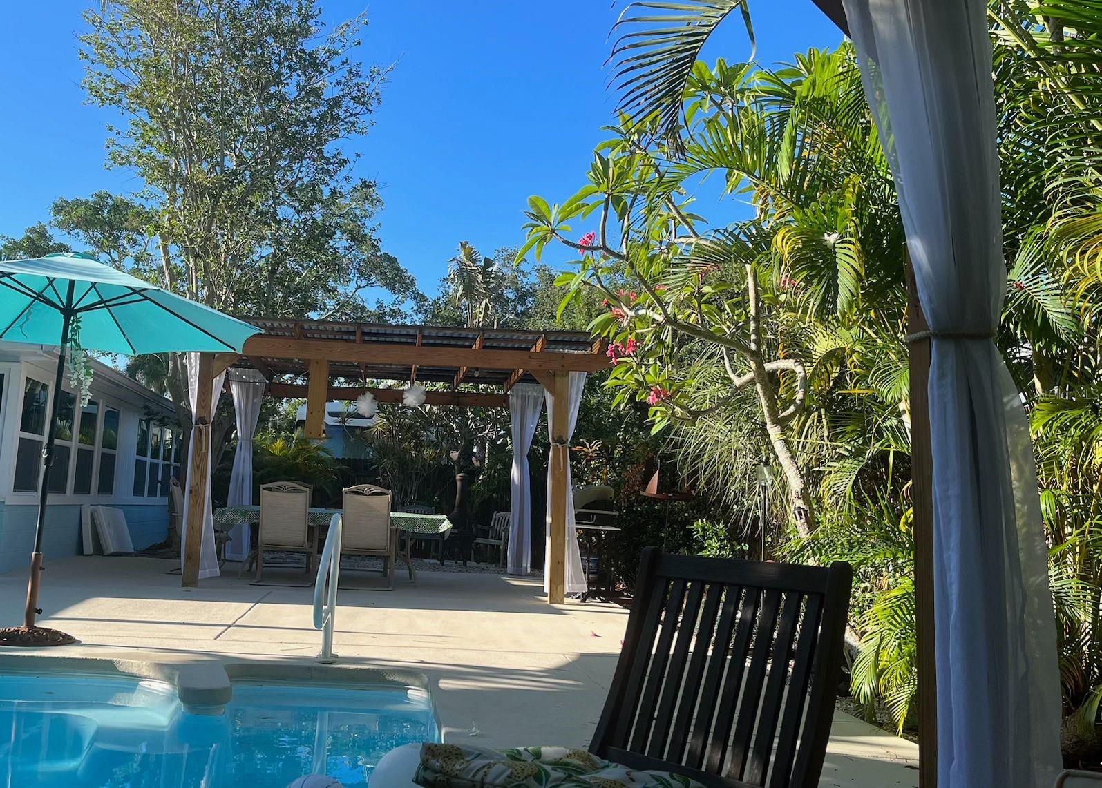 1835 MICHIGAN AVE NE