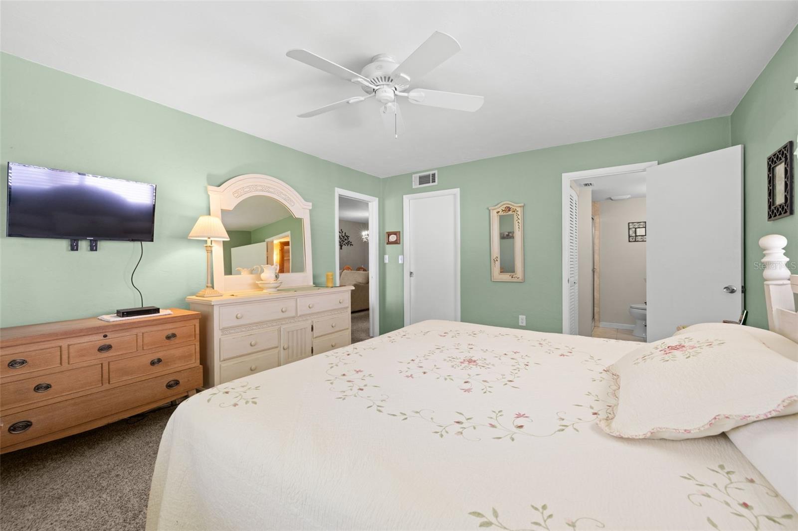 4480 OVERLOOK DR NE #20