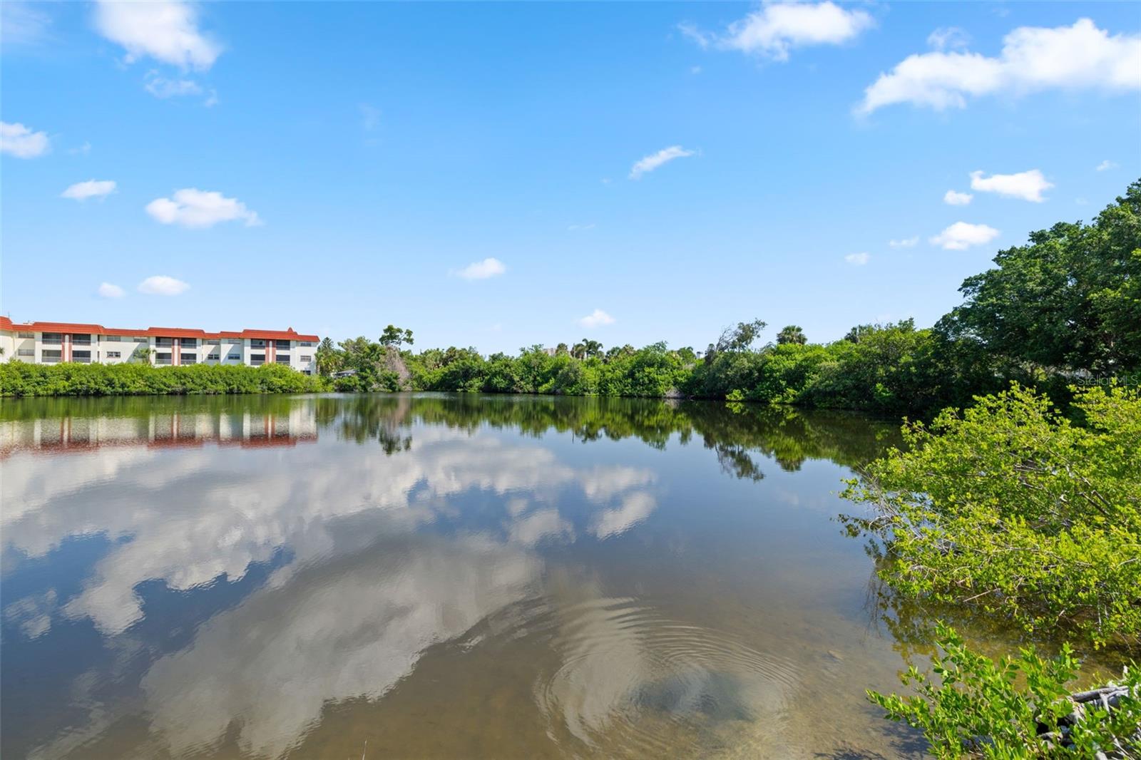 4480 OVERLOOK DR NE #20