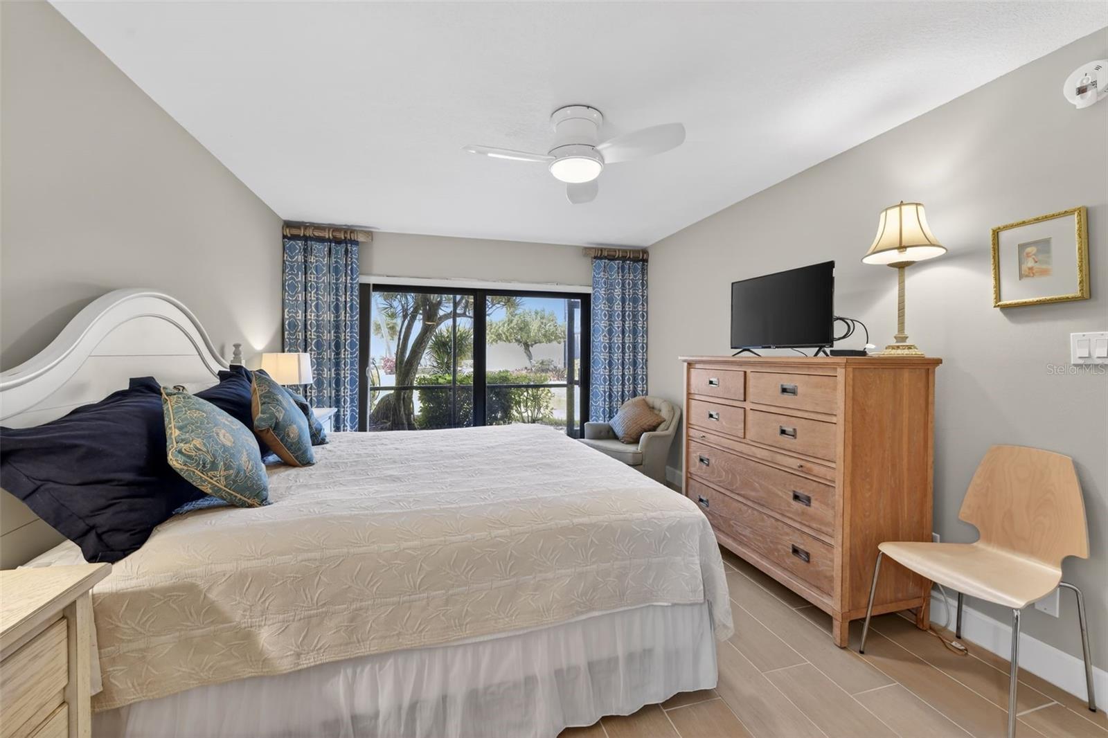 5655 GULF OF MEXICO DR #D107