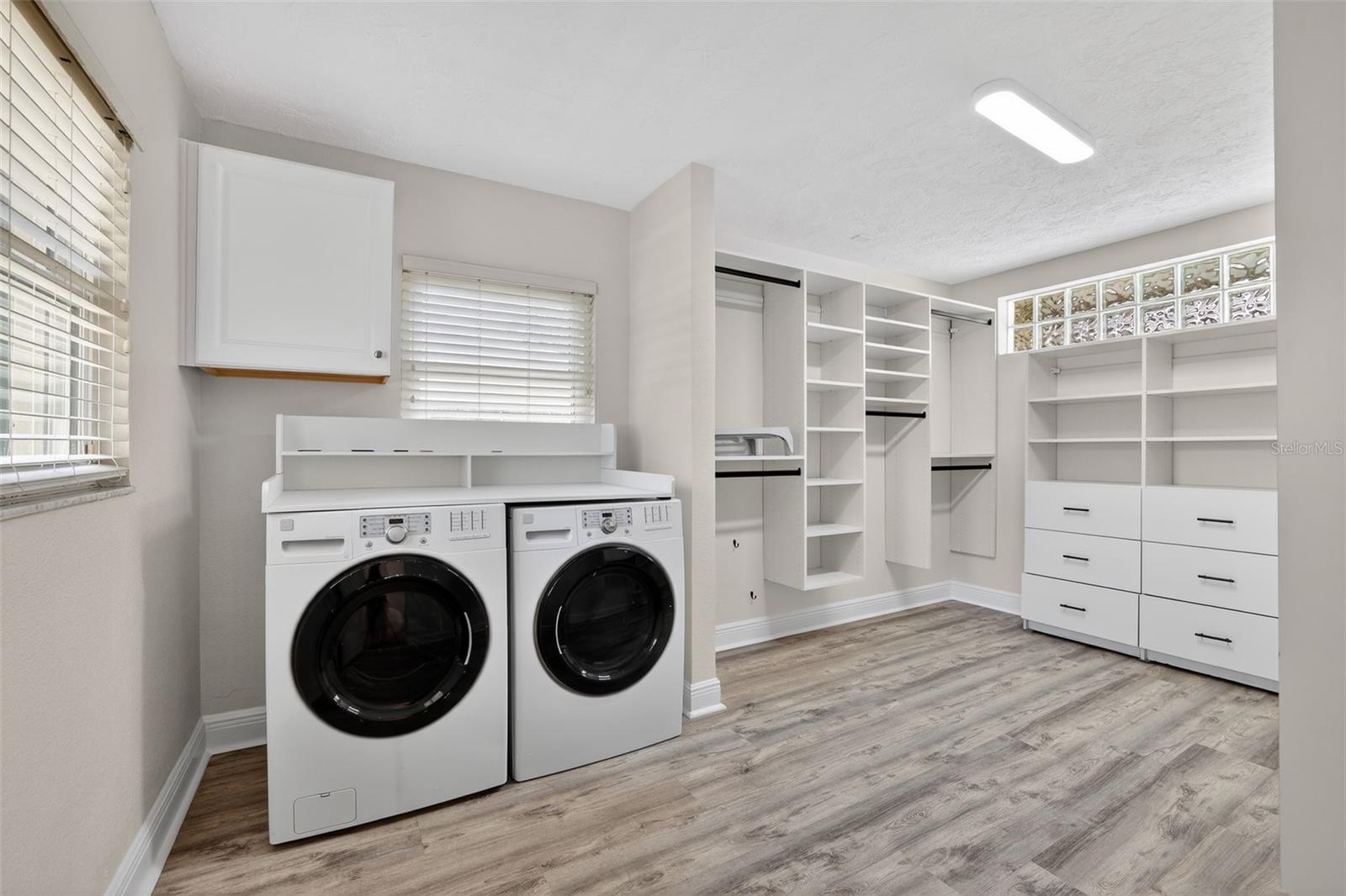 1200 EDEN ISLE BLVD NE