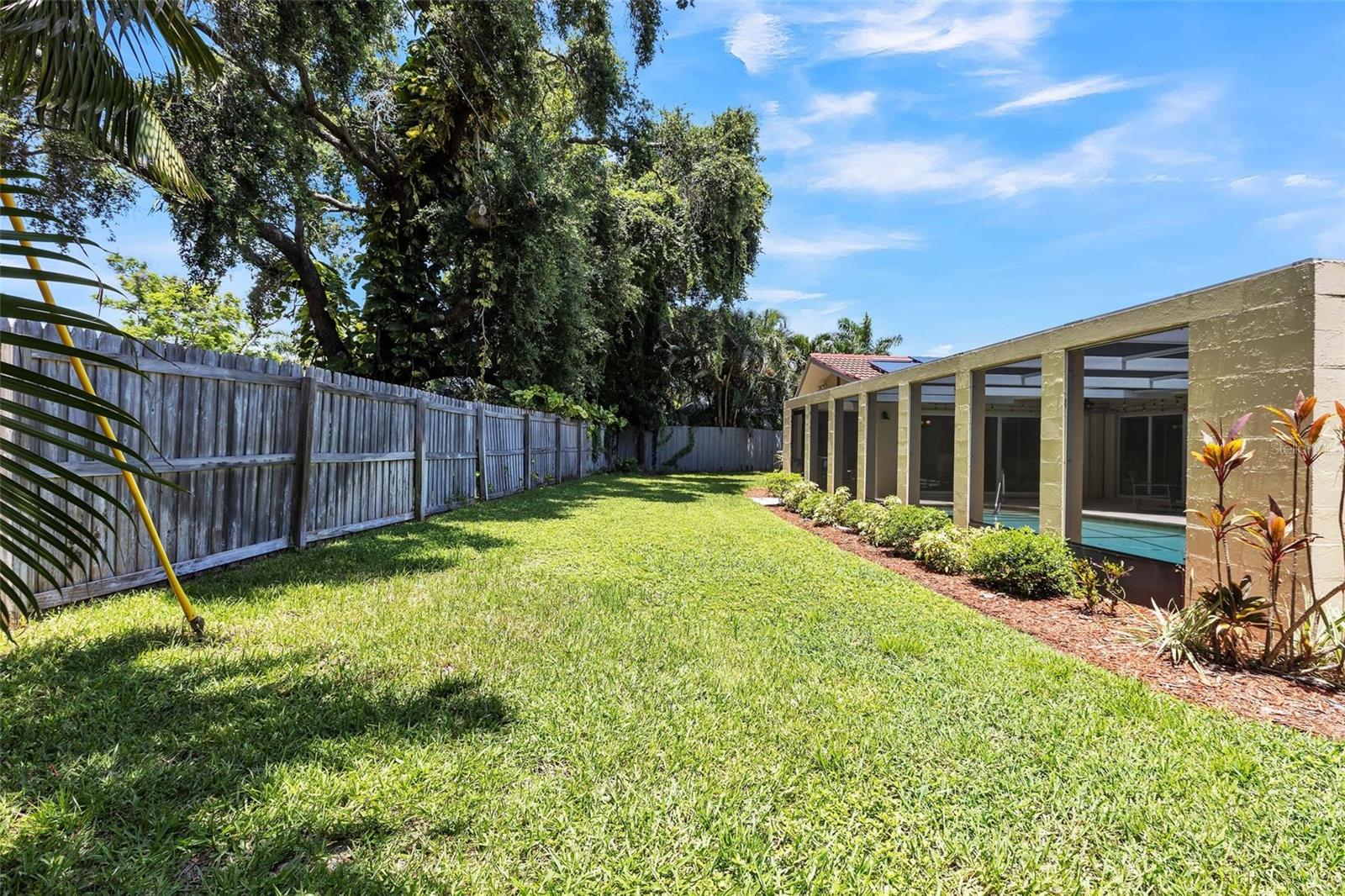 1200 EDEN ISLE BLVD NE