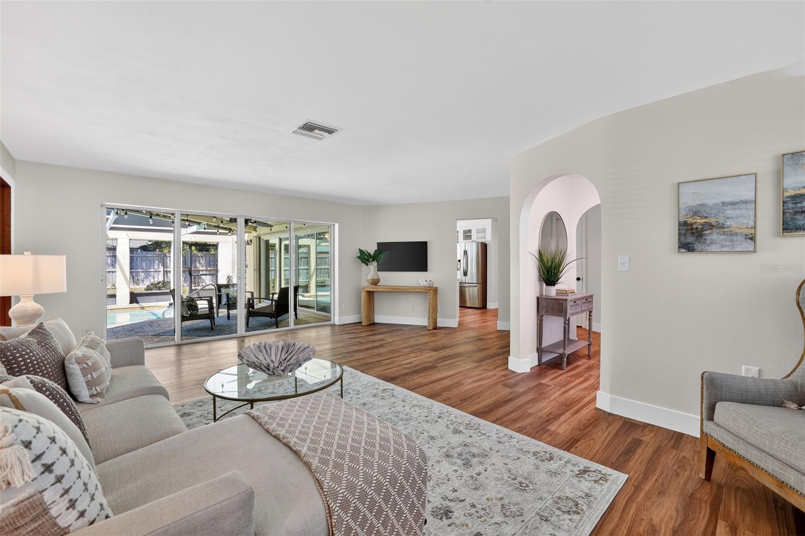 1200 EDEN ISLE BLVD NE