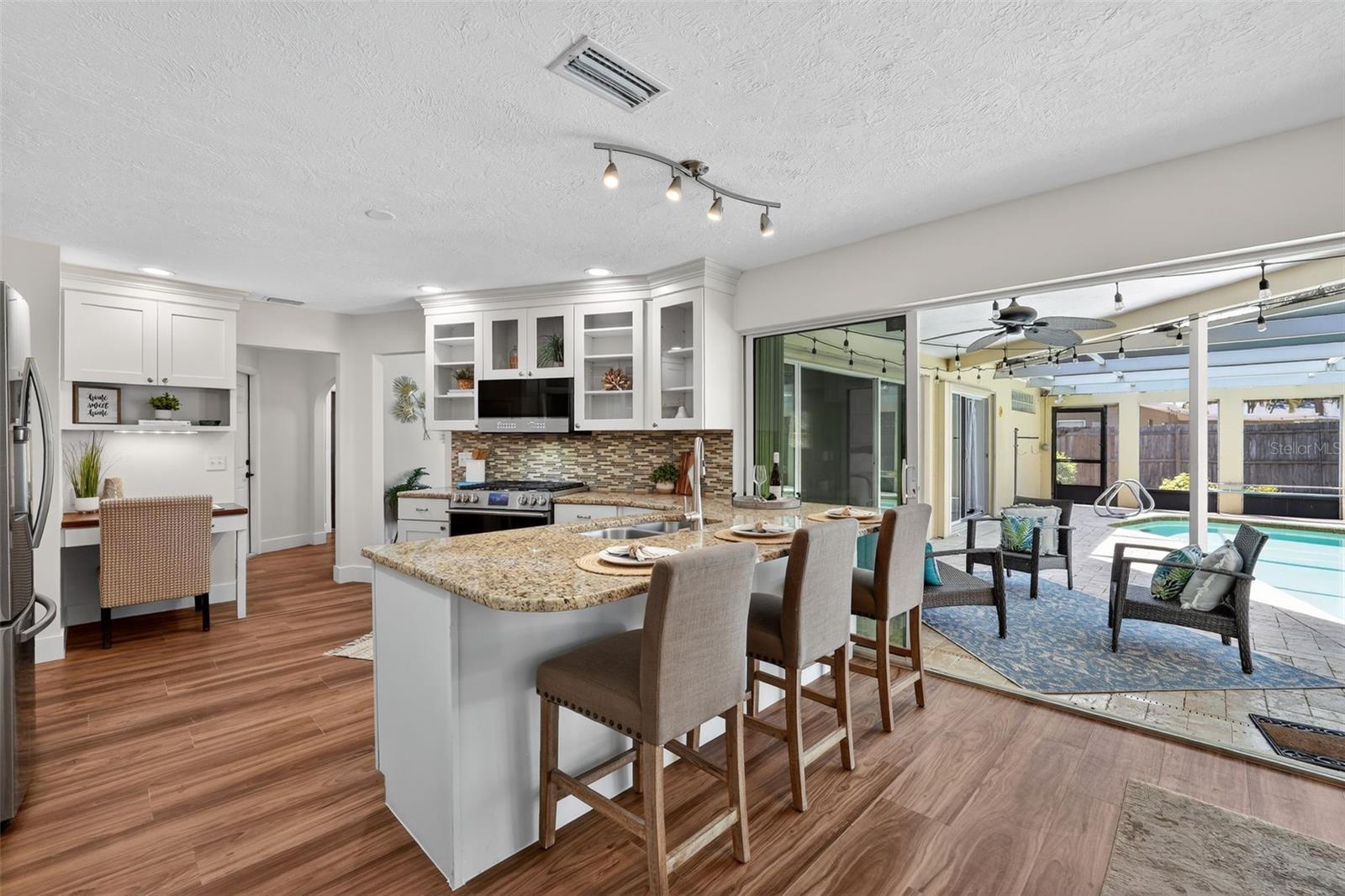 1200 EDEN ISLE BLVD NE