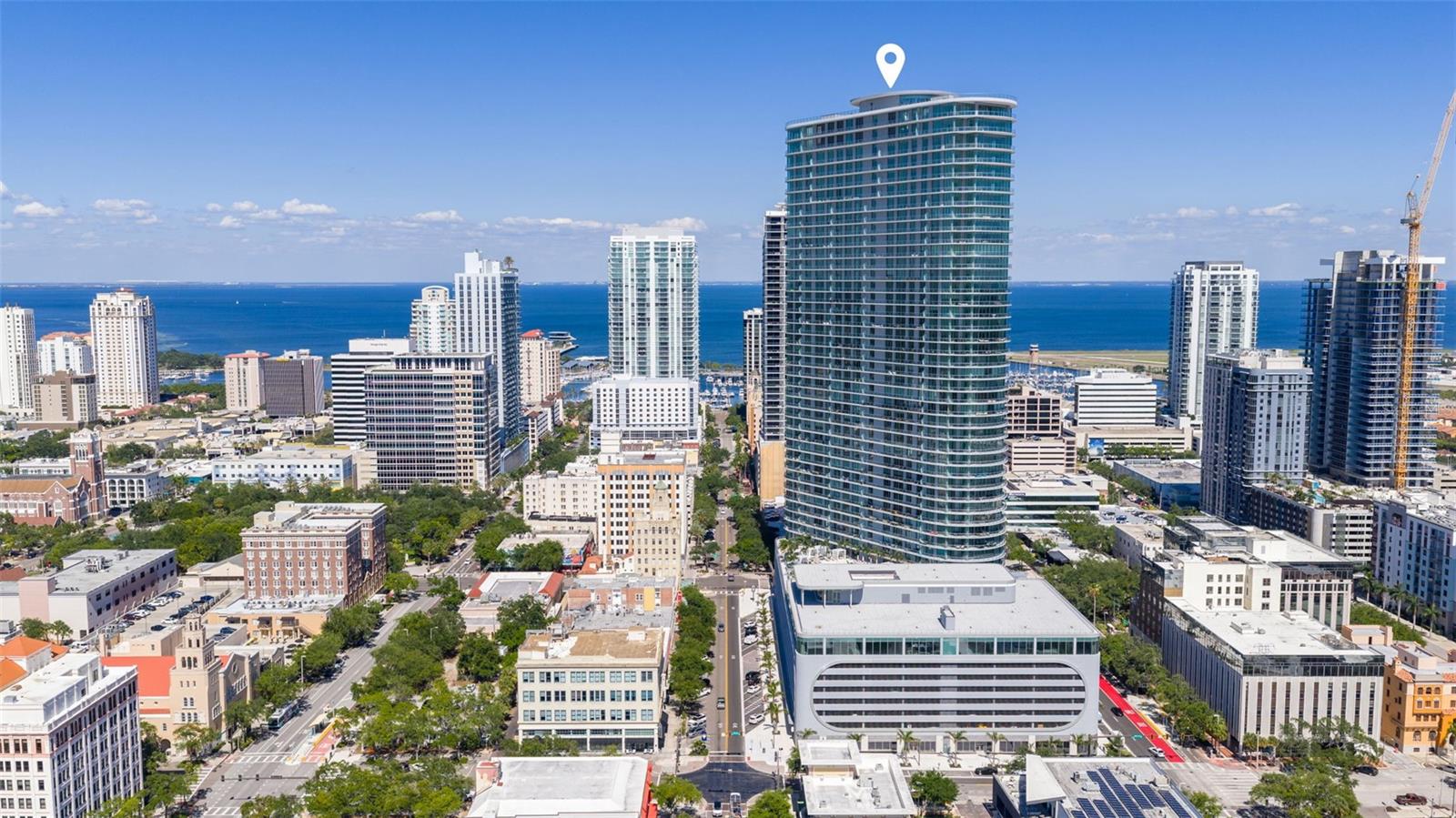400 CENTRAL AVE #3906