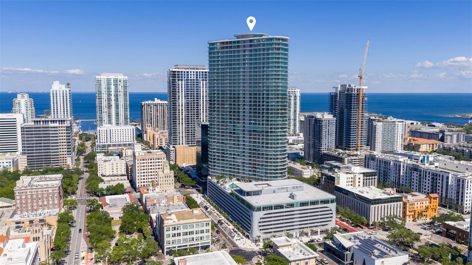 400 CENTRAL AVE #3906