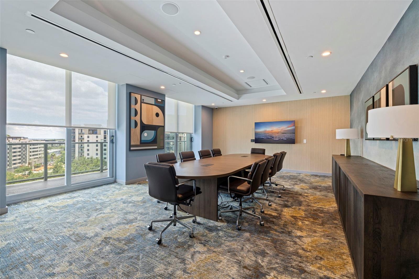 400 CENTRAL AVE #3906