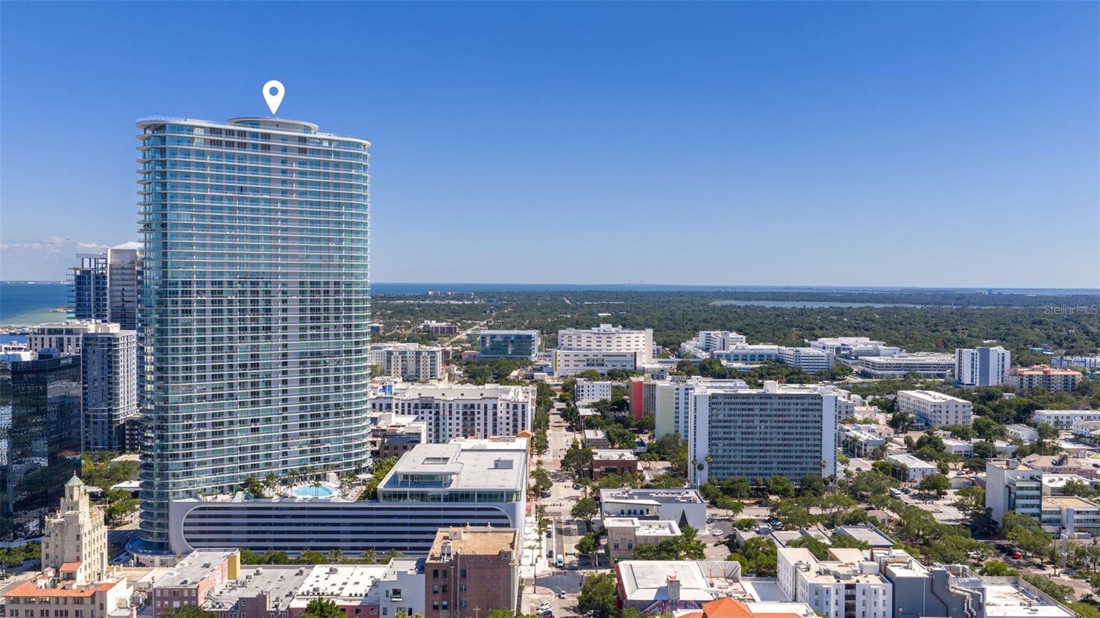 400 CENTRAL AVE #3906