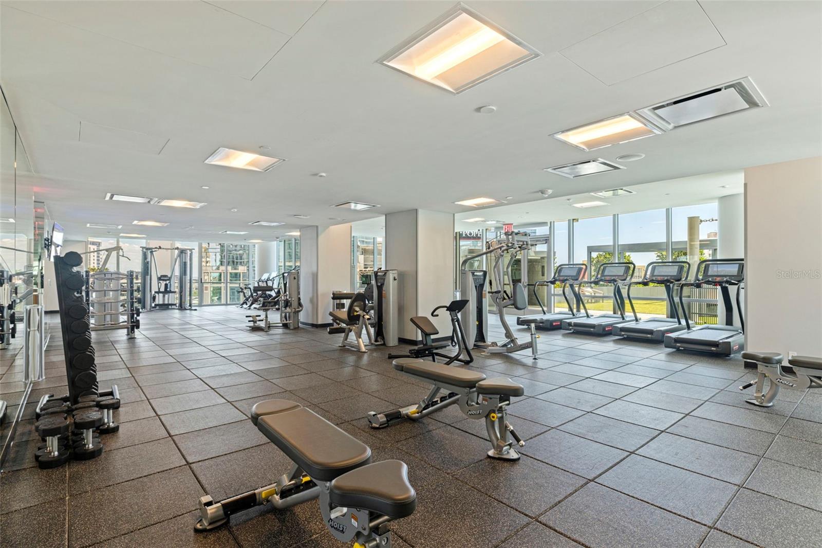 400 CENTRAL AVE #3906