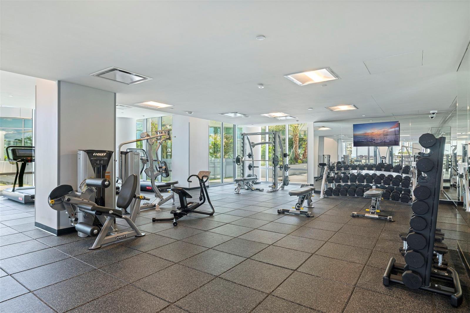 400 CENTRAL AVE #3906