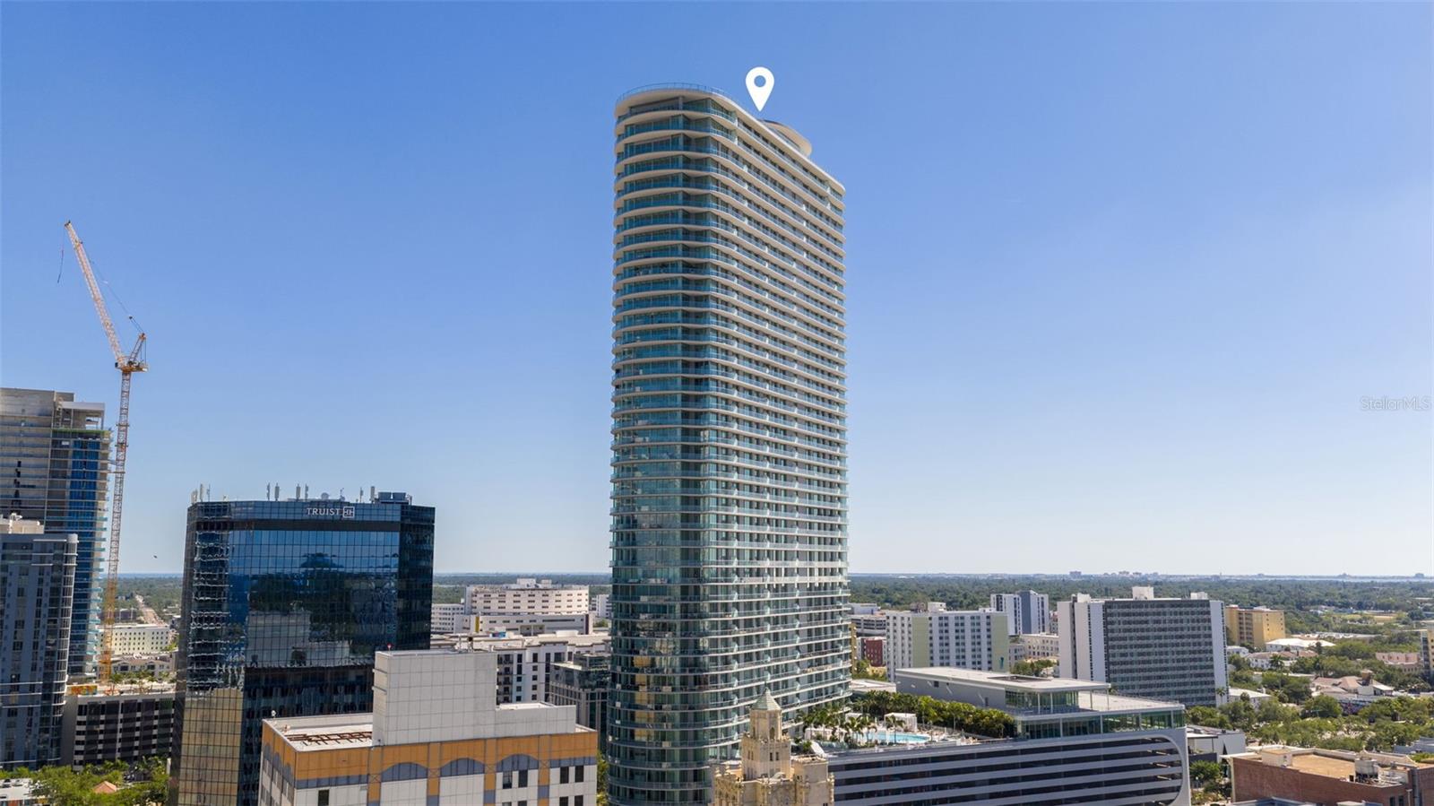 400 CENTRAL AVE #3906