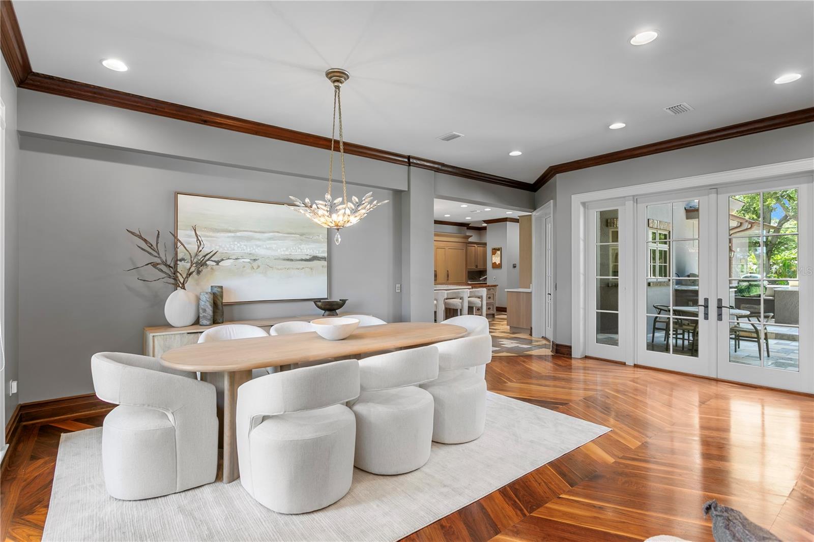 401 SNELL ISLE BLVD NE