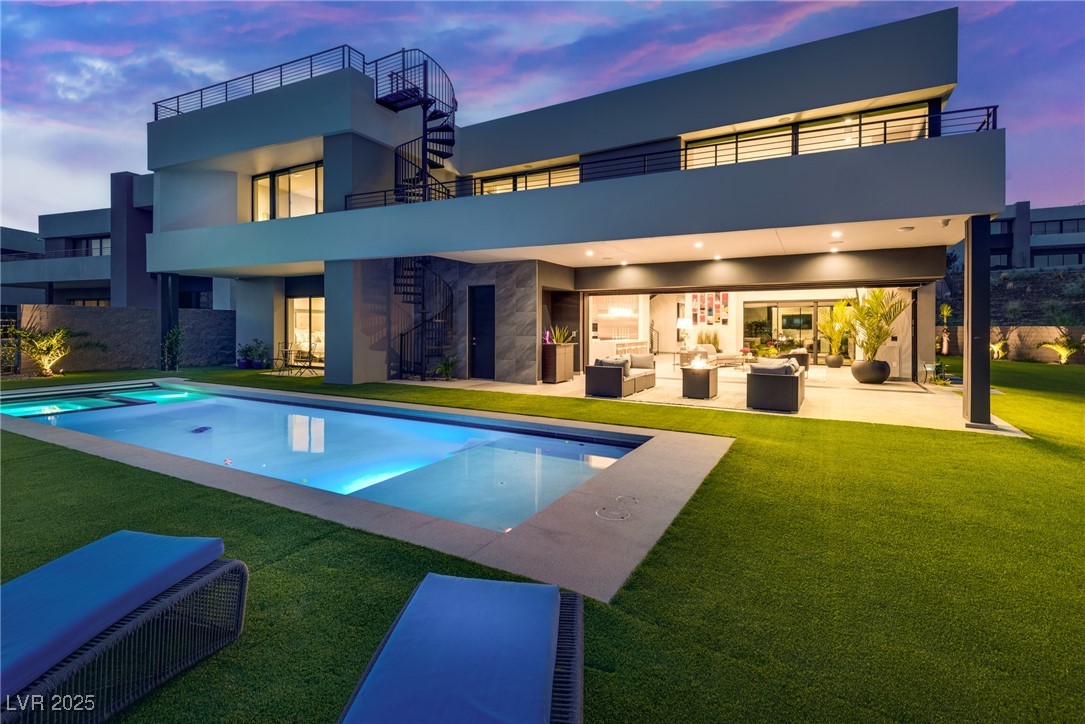 21 Canyon Bay Drive