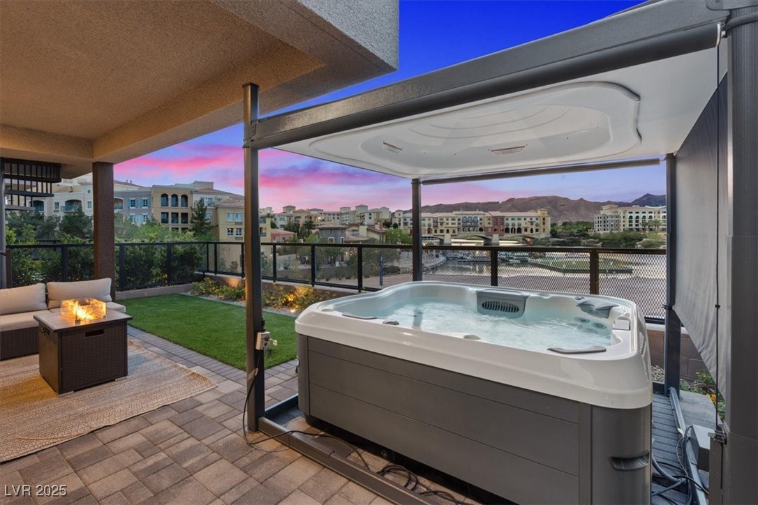 16 Heron Harbour Drive
