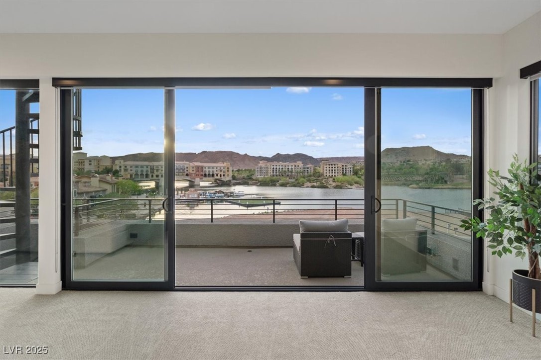 16 Heron Harbour Drive