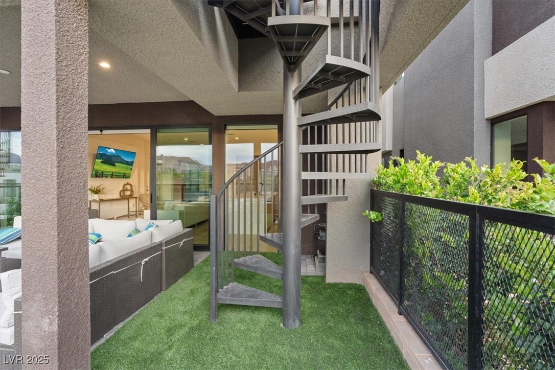 16 Heron Harbour Drive