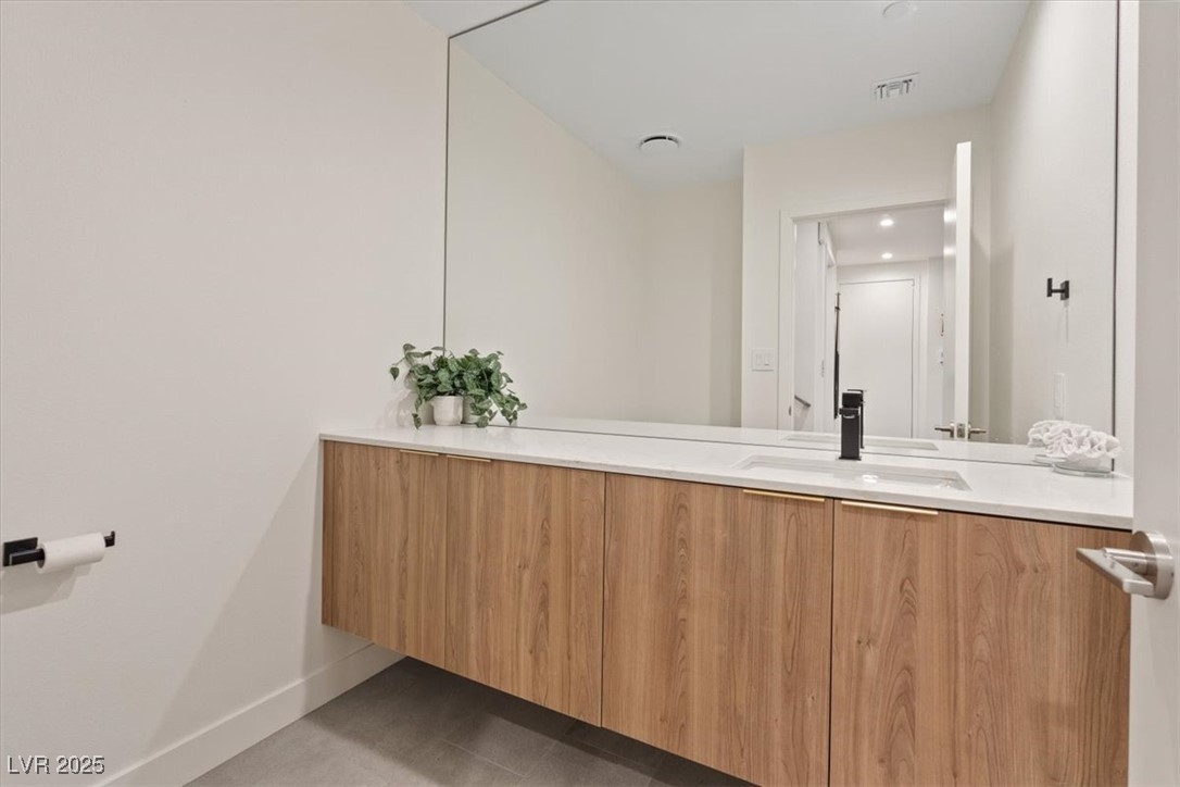 16 Heron Harbour Drive
