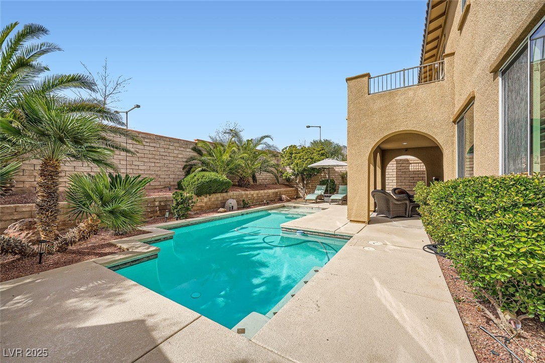 12277 Bluebird Canyon Place