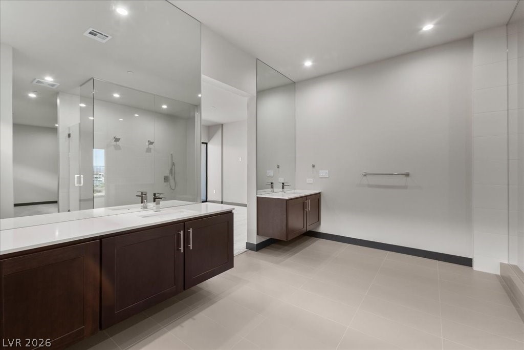 36 Rainbow Point Place