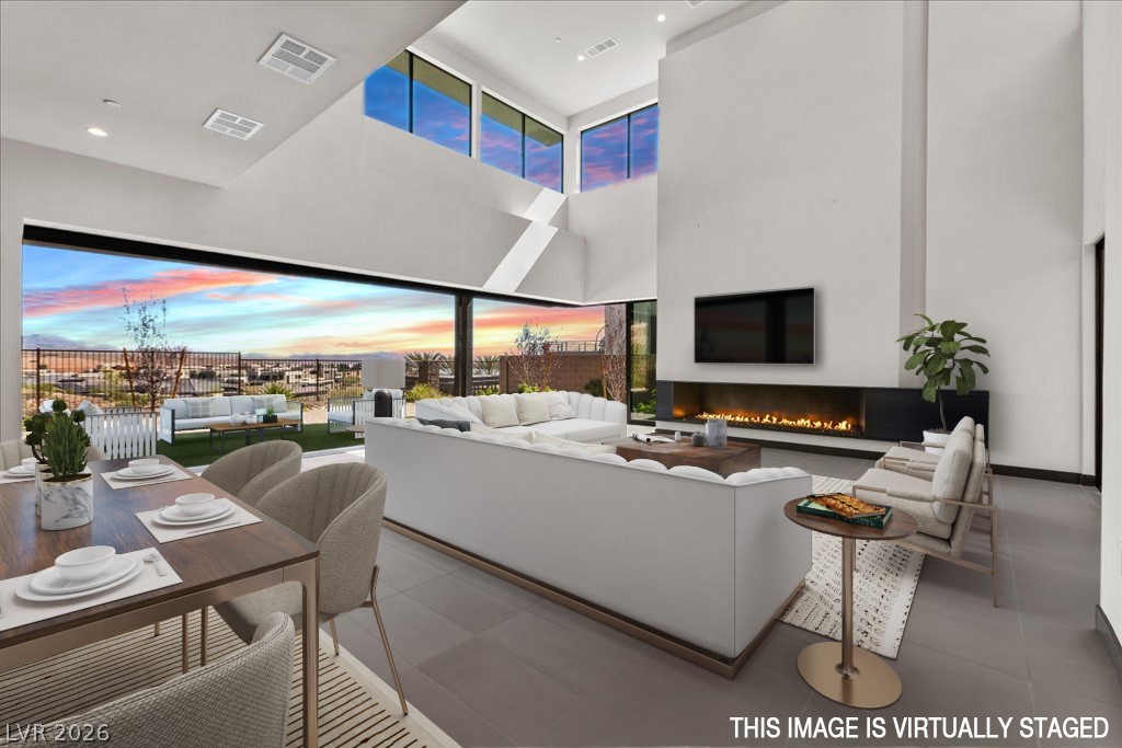 36 Rainbow Point Place