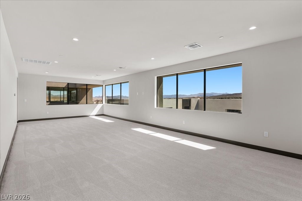 36 Rainbow Point Place