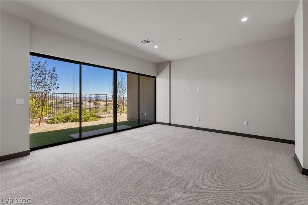 36 Rainbow Point Place