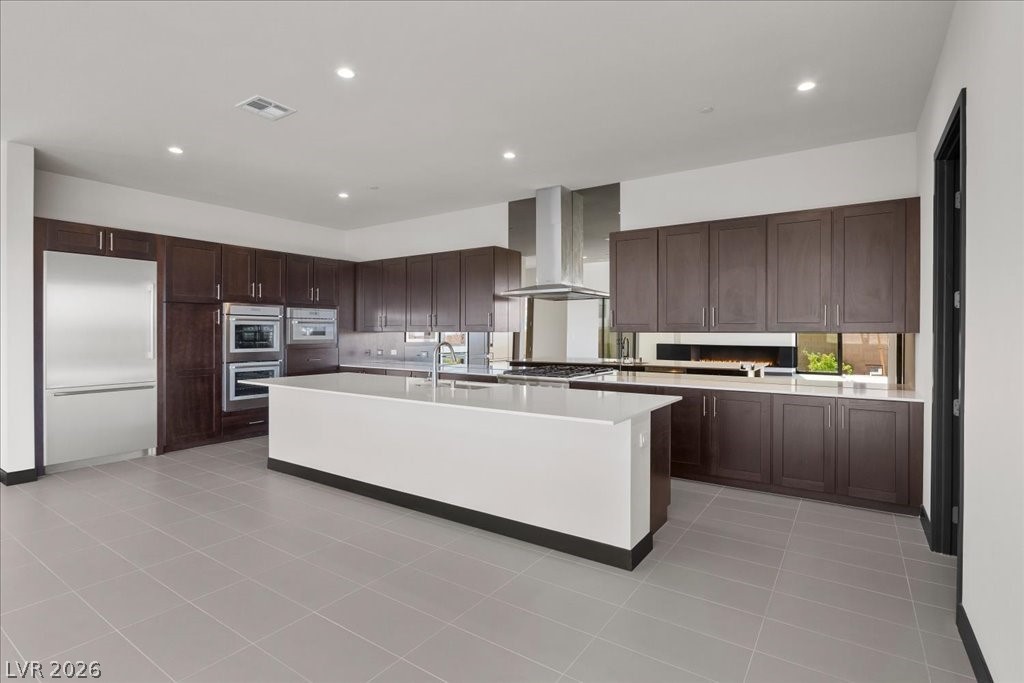 36 Rainbow Point Place