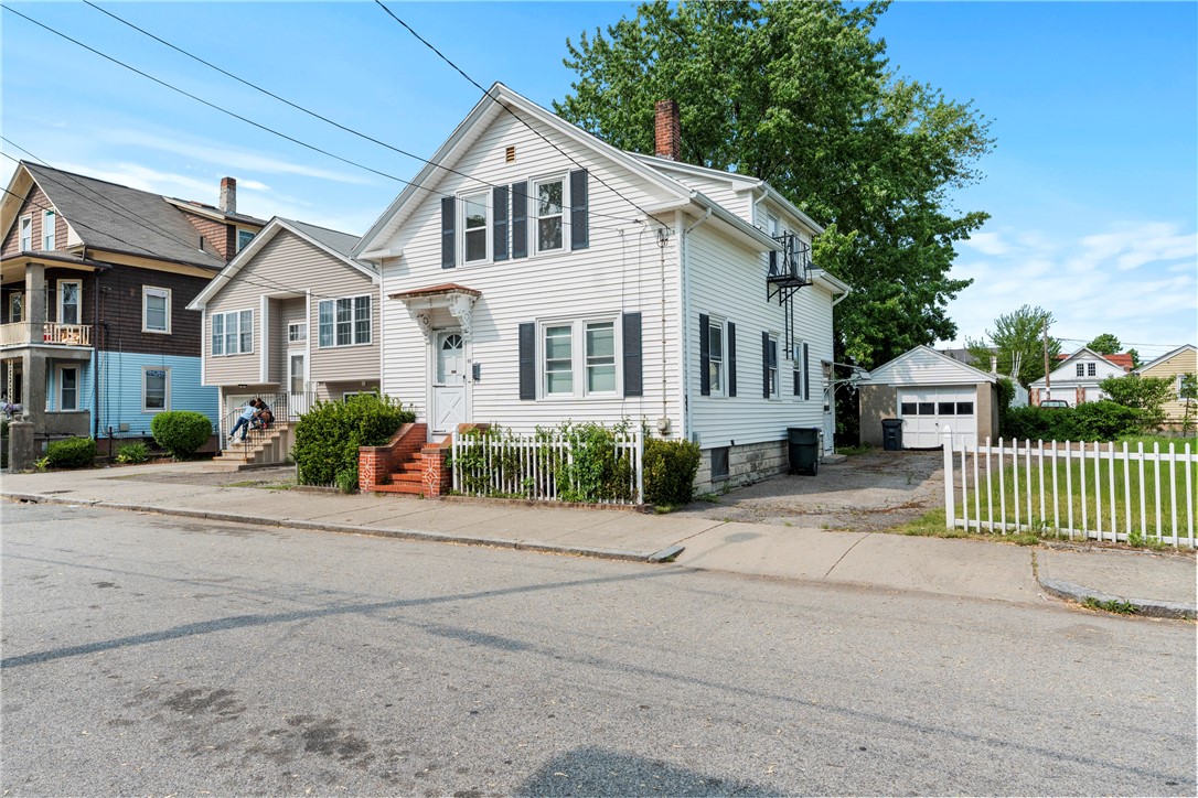 66 Simmons Street