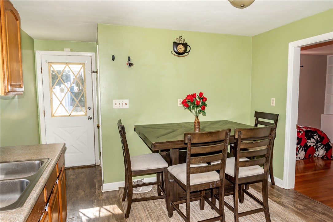 139 Flora Avenue