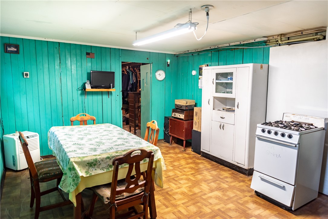 82 Maplewood Avenue