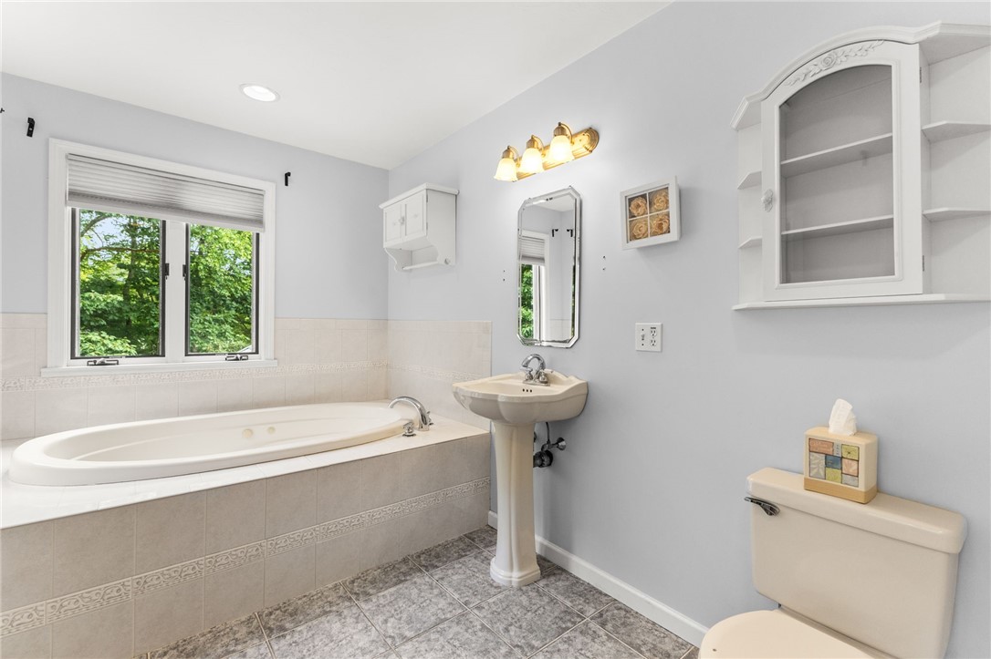 4 Crestwood Drive