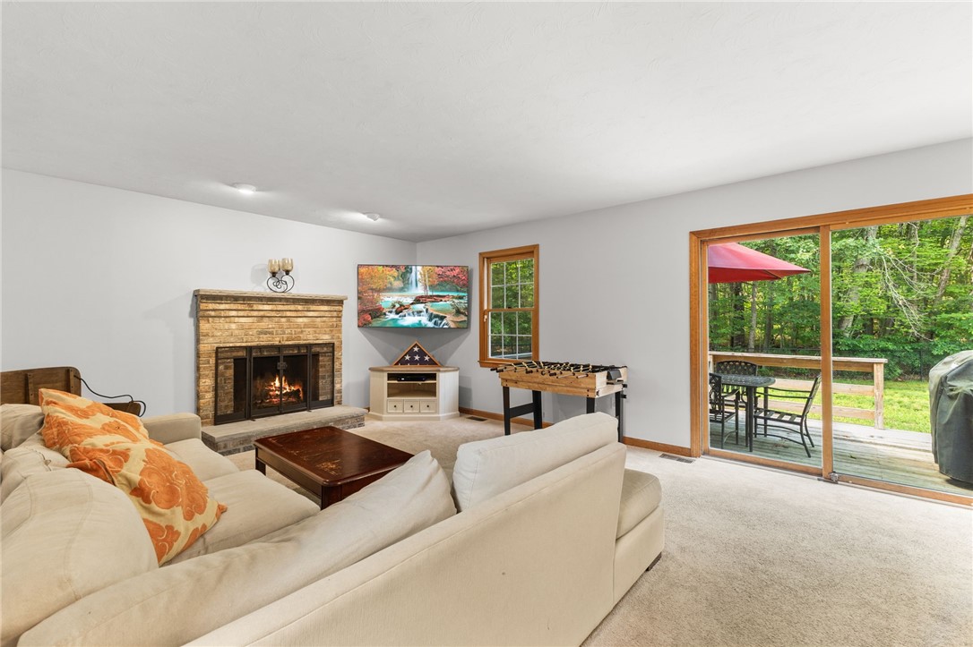 4 Crestwood Drive